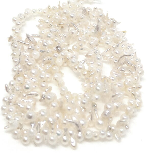 'Acupuncture' White Akoya Pearls - Image 2