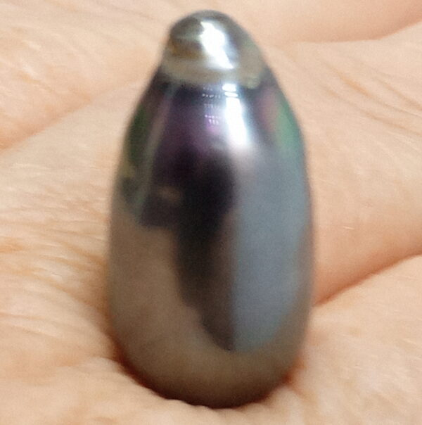 Multicoloured Dark Bottle Shaped Tahitian Pearl - Image 3